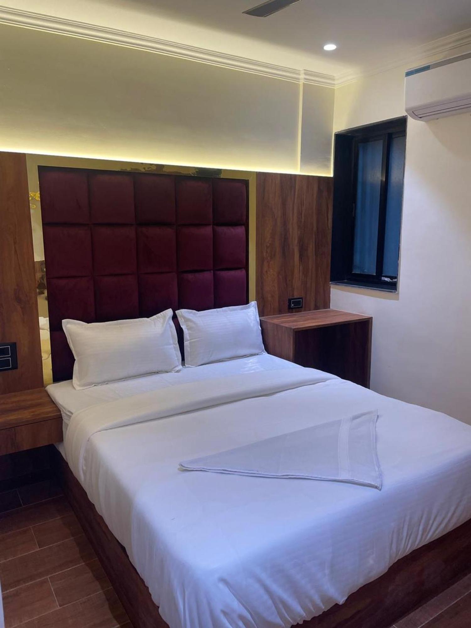 Hotel Sai Palace- Near Tata Memorial Hospital Mumbai Exterior photo